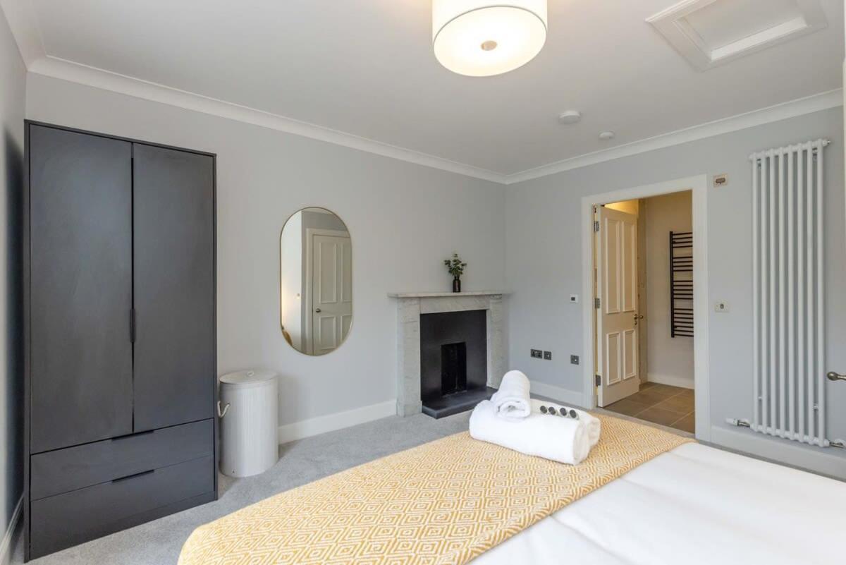 Dragon Suites - Ladon Suite - 2 Bed City Centre Luxury Apartment เอดินบะระ ภายนอก รูปภาพ