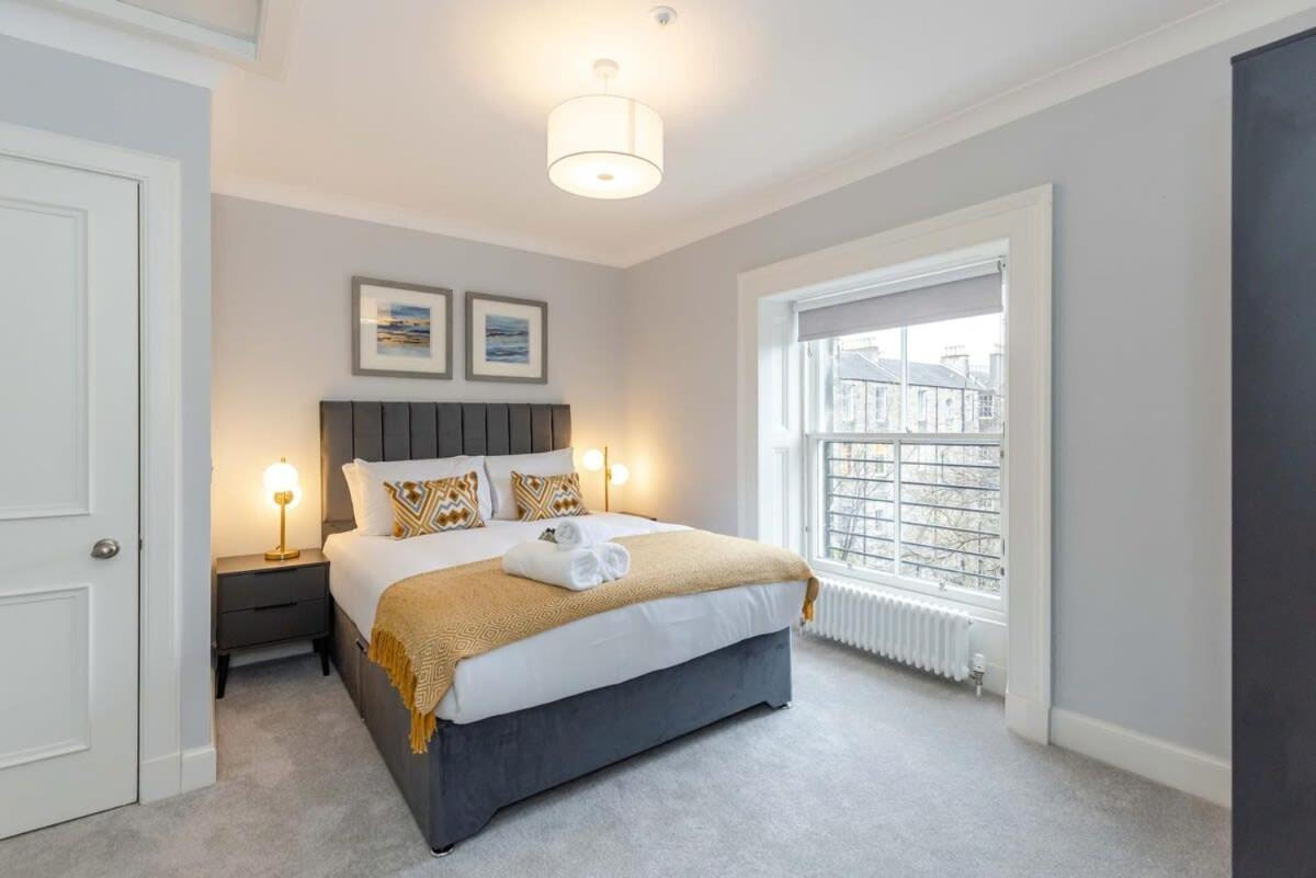 Dragon Suites - Ladon Suite - 2 Bed City Centre Luxury Apartment เอดินบะระ ภายนอก รูปภาพ